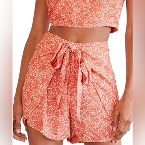 Lulus | Pink Patterned Shorts | XL | NWT | Rare Find